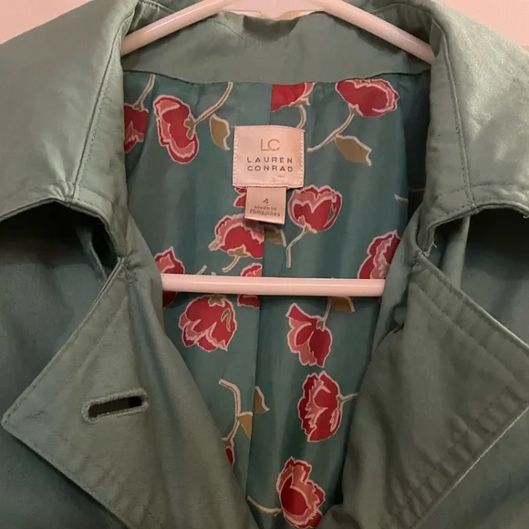 LC Lauren Conrad Teal Trench Coat with Floral Lining, Size 4 - Picture 6 of 9